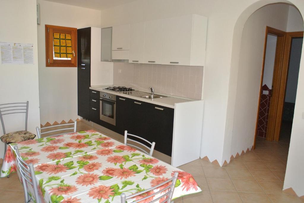 Residence Le Zagare San Teodoro  Oda fotoğraf