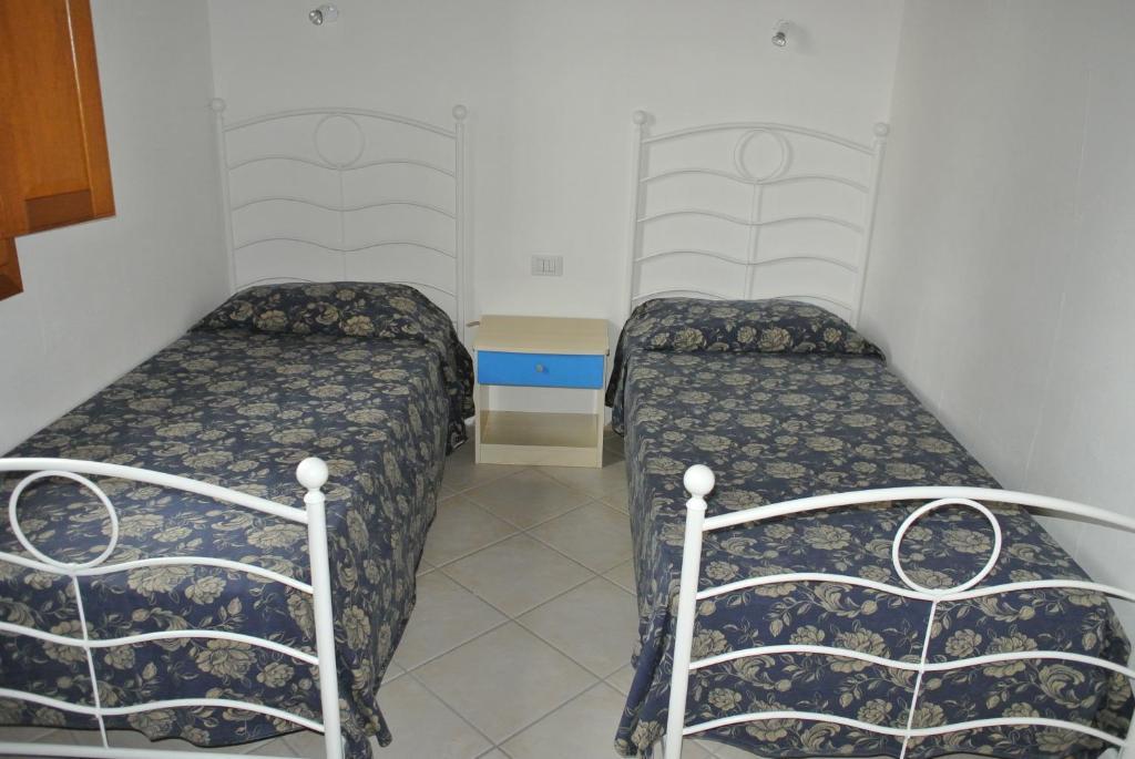 Residence Le Zagare San Teodoro  Oda fotoğraf