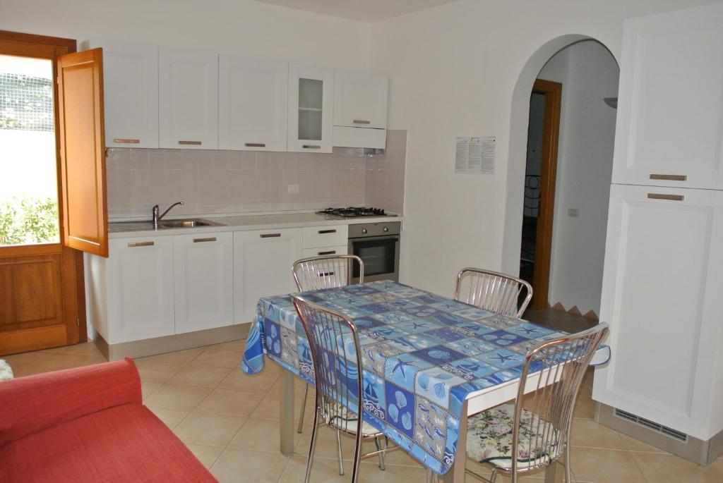 Residence Le Zagare San Teodoro  Oda fotoğraf